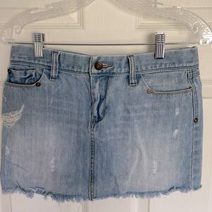 Old Navy short denim skirt